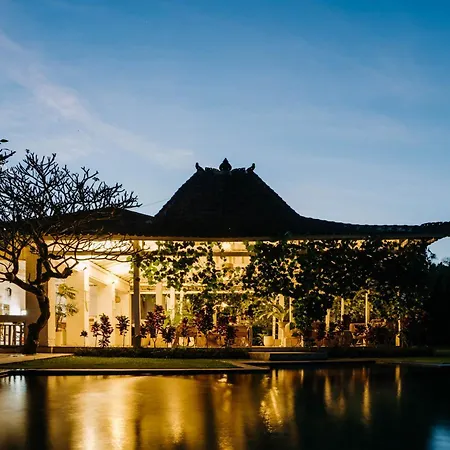 Isaiya Boutique Hotel